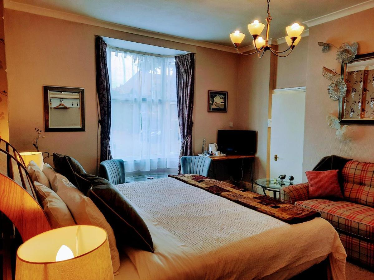The Emsley Bed & Breakfast 스트렛포드-어폰-에이본 외부 사진