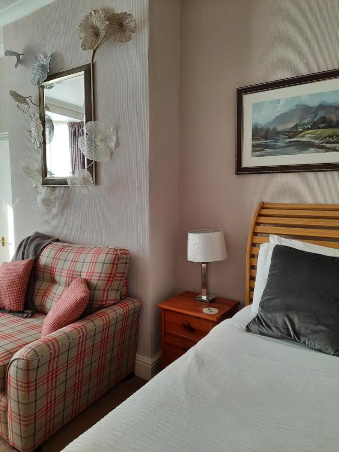 The Emsley Bed & Breakfast 스트렛포드-어폰-에이본 외부 사진